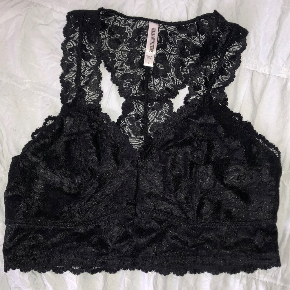 new black bralette